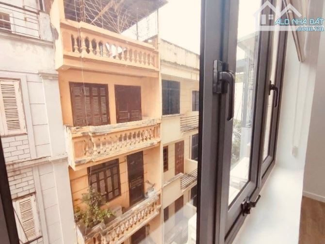 BÁN TẬP THỂ PHỐ LÒ ĐÚC- 62M- GẦN Ô TÔ- 2 PN-CỰC THOÁNG SÁNG- TÀI CHÍNH 3 TỶ NHỈNH - 5