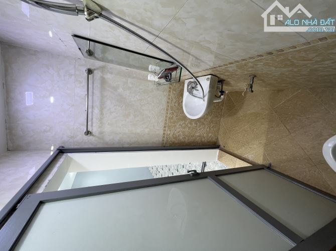 Mặt phố Đặng Văn Ngữ, 30m, Lô góc 3 thoáng, Vỉa hè kinh doanh tốt, Nhà đẹp, Thửa đất vuông - 8