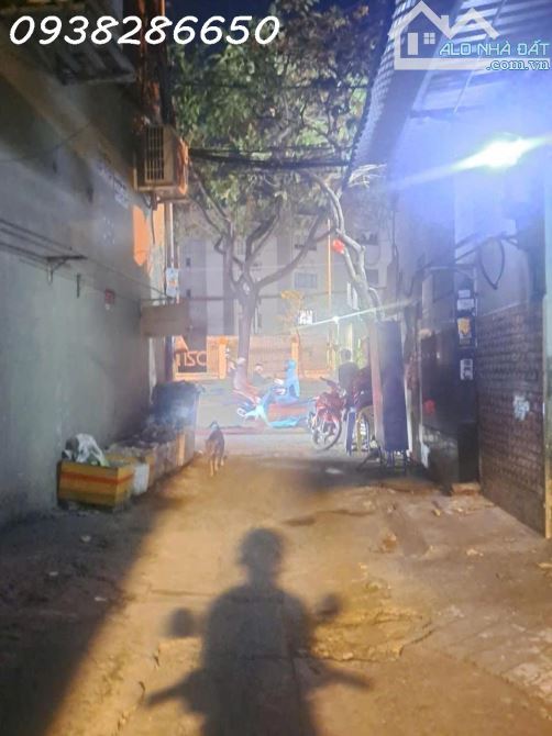 TRUNG MỸ TÂY Q12 - DÃY TRỌ 12 PHÒNG +1 CĂN C4, DT: 160M2 - SHR - GIÁ: 8,780 TỶ. CÔNG CHỨNG - 6