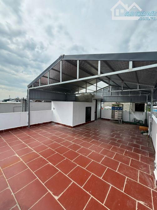 Chính chủ cần sang nhượng nhanh căn Shophouse Sông Hồng tại trung tâm Trâu Qùy, Gia Lâm - 6