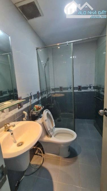 Chỉ hơn 7 tỷ , 4 x 23m , hẻm 8m , 2 tầng , cạnh Tên Lửa , BTĐB , Bình Tân - 6