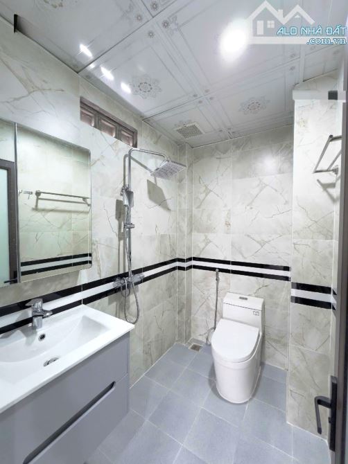 DÒNG TIỀN AN DƯƠNG VƯƠNG 103M2 – CCMN 8 TẦNG – 19 CĂN FULL ĐỒ – NGÕ Ô TÔ – 25.3 TỶ - 6