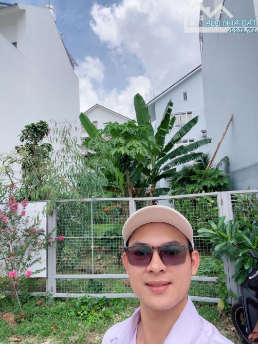 ĐẤT BIỆT THỰ KDC GIA HÒA - VIEW CÔNG VIÊN CẠNH BỜ SÔNG - ĐỖ XUÂN HỢP 200m2 - 18 TỶ TL MẠNH - 6
