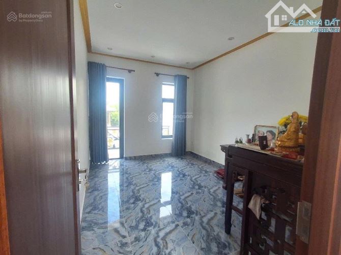 Bán nhà 3 tầng kiên cố, rộng rãi – vị trí đẹp đường Huỳnh Tấn Phát, Quận 7 - 6