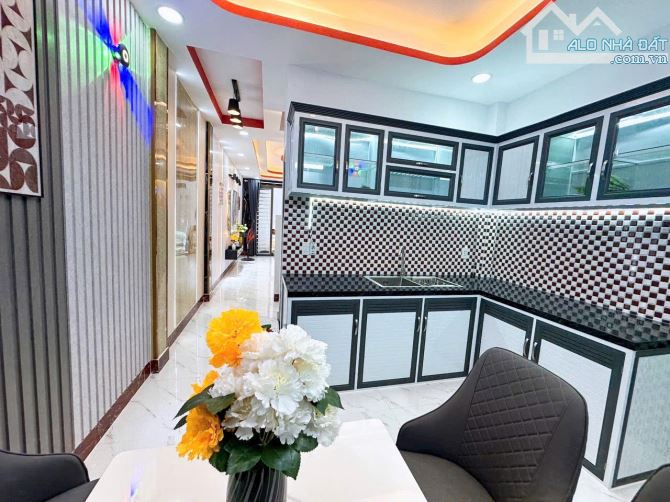 Nhà 2 Lầu Khu Tân Kim, 3 Phòng Ngủ. Full Nội Thất Đường Xe Hơi . Sổ Hồng Riêng - 6