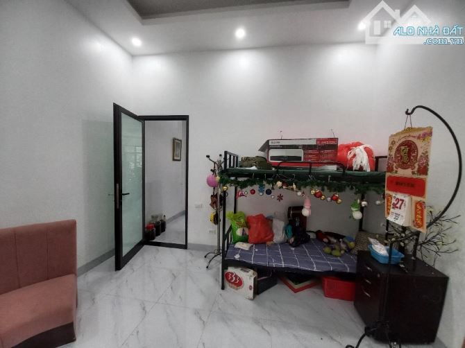 Nhà Đẹp_Cự Khối Long Biên-3 Tầng*60m_MT4m -Ô TÔ ĐỖ Gần ô tô Tránh- Tiện Ích Bạt Ngàn - 6