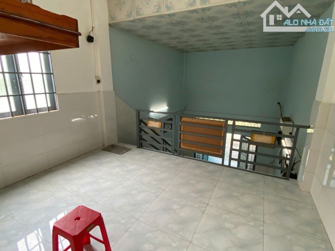 BÁN NHÀ GÁC LỬNG – SỔ RIÊNG THỔ CƯ. 200m2. Chỉ 2Tỷ4. Ô Tô - 6