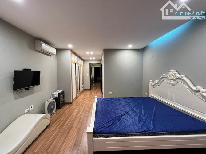 MỜI THUÊ NHÀ DỊCH VỤ VẠN PHÚC Ô TÔ ĐỖ CỬA - 6