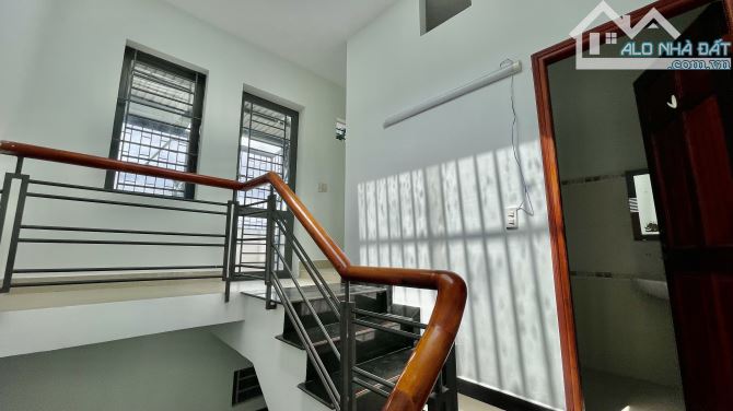 Cho thuê nguyên căn 4x18 đúc 3lầu ST 5PN 6WC Hẻm Thông Xe Hơi - 6