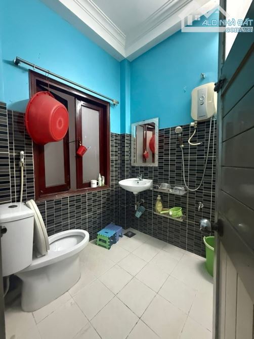MTKD NGAY THẠCH LAM - 5 TẦNG BTCT 85M2 7PN - DONG TIỀN THUÊ ỔN ĐỊNH CHỈ 16 TỶ TL - 7