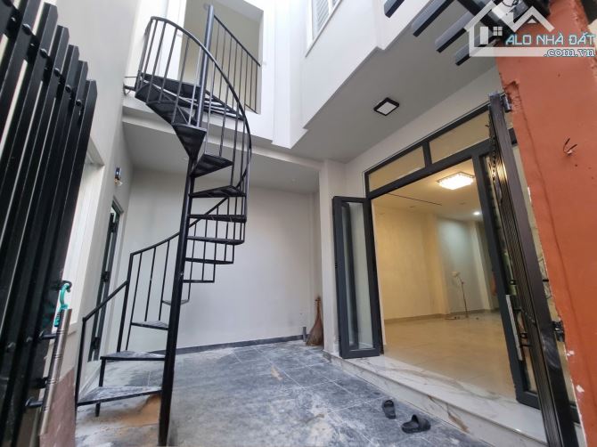 BÙI QUANG LÀ 💥 DT: 84M2 ( 4,5 X 18 ) 6PN - 6WC - HOÀN CÔNG ĐỦ - CHỈ 6.3TỶ. - 7