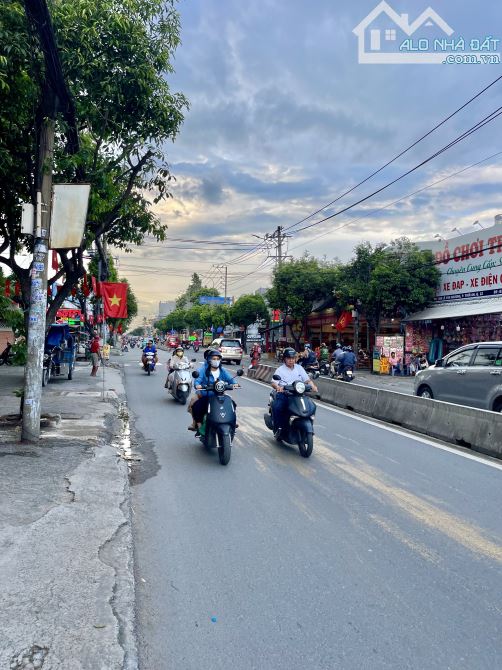 BÁN KHÁCH SẠN 6 TẦNG THANG MÁY MẶT TIỀN LÊ VĂN KHƯƠNG QUẬN 12 GIÁ RẺ 18,99 TỶ - 7