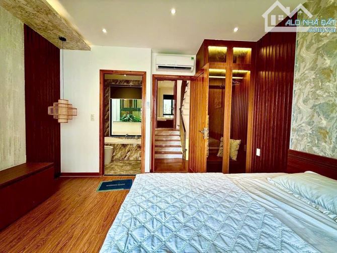 🏡 NHÀ ĐẸP – HẺM NHỰA 8M – KHU VIP NGUYỄN TƯ GIẢN, P.12, GÒ VẤP  💰 Giá: 9.4 tỷ - 7