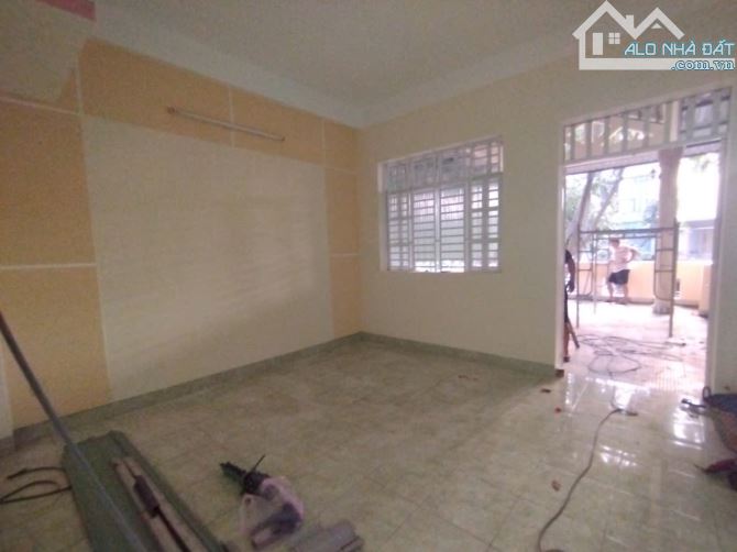 Cho thuê nhà mặt tiền 1 trệt 2 lầu đường Dương Tử Giang - 7