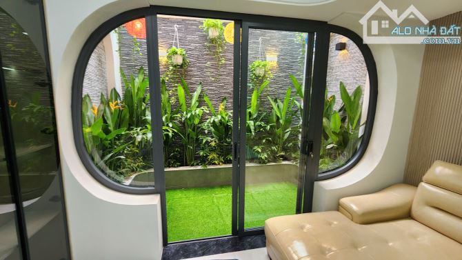 NHÀ PHỐ THANG MÁY – ĐẲNG CẤP - 4 TẦNG - FULL NỘI THẤT NGAY NGÃ TƯ GA - QUẬN 12 - 7
