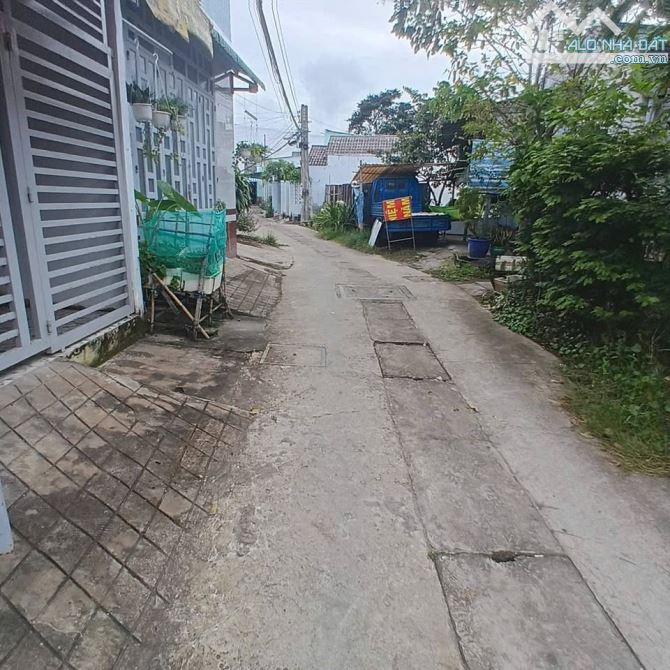 Cần bán gấp căn nhà ở 1/ Đ. Tân Hiệp 18 , Hóc Môn 94m2 - Sổ hồng riêng - giá 870tr - 7