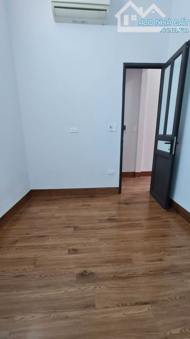 Nhà 3 tầng mong 7 tầng thọ am,liên ninh dt 45m giá chỉ 4,95ty - 7