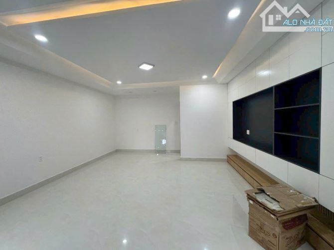 Cần Bán Nhà Phố 3T- 100m2 (5mx20m) chỉ 6.5 tỷ  Đường Nguyễn Công Trứ Phường 8  Đà Lạt - 7