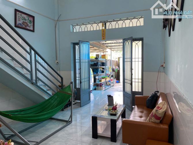 BÁN NHÀ GÁC LỬNG – SỔ RIÊNG THỔ CƯ. 200m2. Chỉ 2Tỷ4. Ô Tô - 7