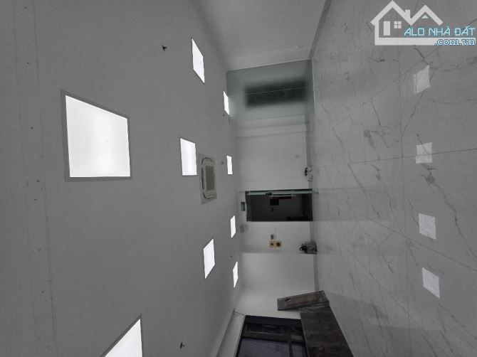 69.9x tỷ/ 122 m2/ 8 Tầng/ 6.2 M tiền/ Tòa Văn Phòng - 7