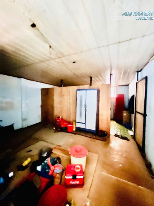 🏡 CHỈ 1,7 tỷ (còn bớt) SỬ DỤNG NGAY NHÀ TRỆT, LỮNG, 4PN, 5m * 13m, HẺM  218, XE KHÁCH CHẠ - 7