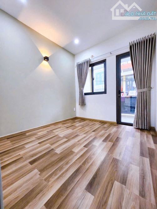 BÁN GẤP NHÀ ĐẸP 2 TẤM MỚI KENG Q4 VỊ TRÍ 1/ GIÁ 3TỈ 2 HÀNG HIẾM SỔ RIÊNG - 7