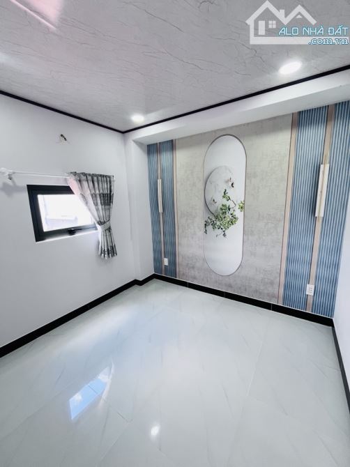HOT!!! NHÀ 3 TẦNG BTCT P14 Q8 , 5PN, CÁCH MT VÀI BƯỚC CHÂN , FULL NỘI THẤT , NHỈNH 4 TỶ - 7