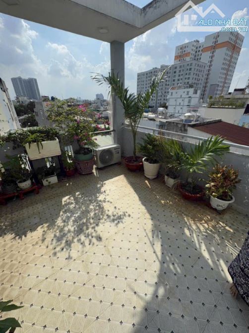 BÔNG SAO P5,Q8. HXH đỗ cửa, ngay KDC BÔNG SAO - 4 TẦNG - 49m2 ngang khủng 4.8M. Giá 7.9 TỶ - 8