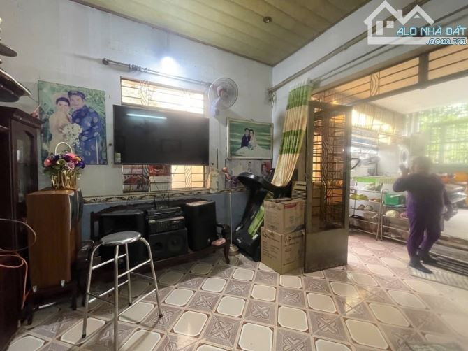 (90 m)2  Nhà C4  Ngang (4.7 x19 mét)4.3 Tỷ Linh Tây Thủ Đức  💥HÀNG NEW  90m2 HẺM OTO - 8
