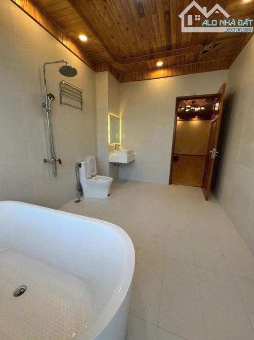 Cần Bán Nhà Phố 3T- 100m2 (5mx20m) chỉ 6.5 tỷ  Đường Nguyễn Công Trứ Phường 8  Đà Lạt - 8