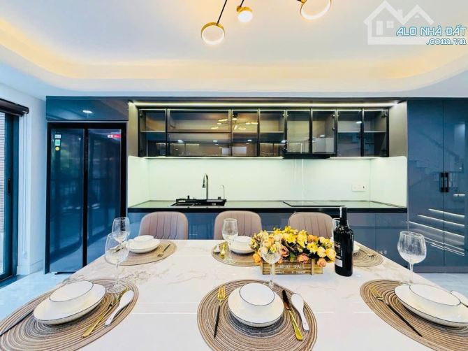 Giảm 1 tỷ - Nhà mới 6 tầng 4x16M khu phân lô vip nhất Phan Huy Ích, có thang máy, 11.5 tỷ - 8