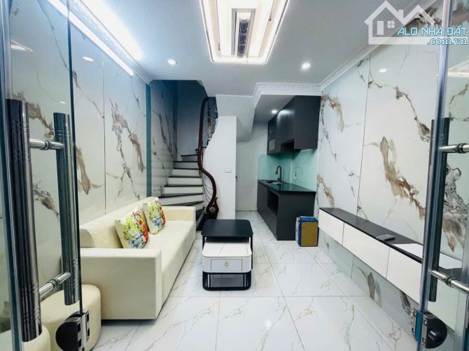 BÁN NHÀ  TÂY SƠN -OTO ĐỖ CỬA– 16M²/20M² T2 – 5 TẦNG – MT 3.3M – GIÁ 5.195 TỶ – ĐỐNG ĐA - 8