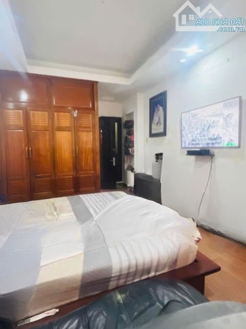 Nhà bán MT ,6 tầng Nguyễn Cảnh Chân.Q 1💰 Đầu tư sinh lời – Giá chỉ 12,7 t - 8