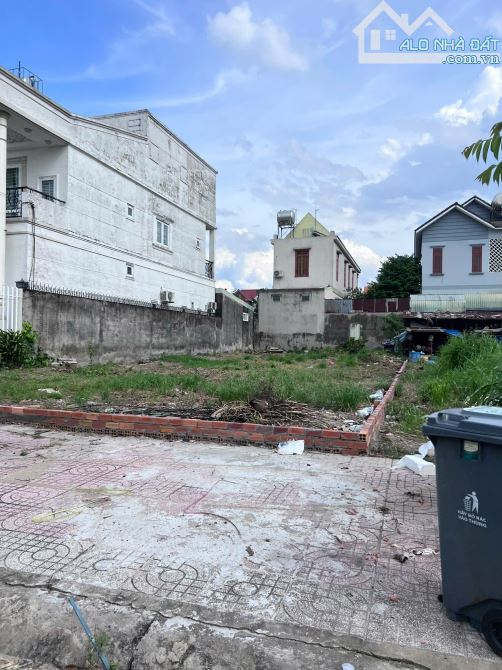 Siêu phẩm 368m2 đất Biệt Thự, KDC Bộ Công An- An Phước Long Thành. Đường Phùng Hưng - 9