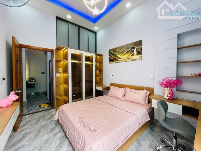 🌈 NHÀ 3LẦU MỚI HẺM XE TẢI , ĐƯỜNG NGUYỄN OANH , P17 , QUẬN - GV - 9
