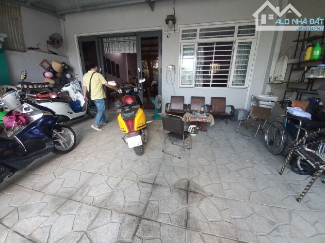 BÁN NHÀ TRẢNG DÀI, SỔ HỒNG RIÊNG, ĐƯỜNG NHỰA RỘNG 5m, SÂN VƯỜN RỘNG ĐẬU 4 OTO - 9