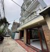 Bán nhà mới tinh, 5 tầng thang máy xịn, oto đỗ trước cửa, 2 mặt thoáng vĩnh viễn, gần phố.