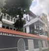 Biệt thự, khu Víp Hồ Biểu Chánh Phú Nhuận: 22m x 16m, 4 tầng, HĐT: 200 triệu/th. Giá 80 T