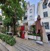 CHO THUÊ BIỆT THỰ VINHOMES GOLDEN RIVER, QUẬN 1, DIỆN TÍCH: 10x22.5M, HẦM 4 LẦU, FULL NT