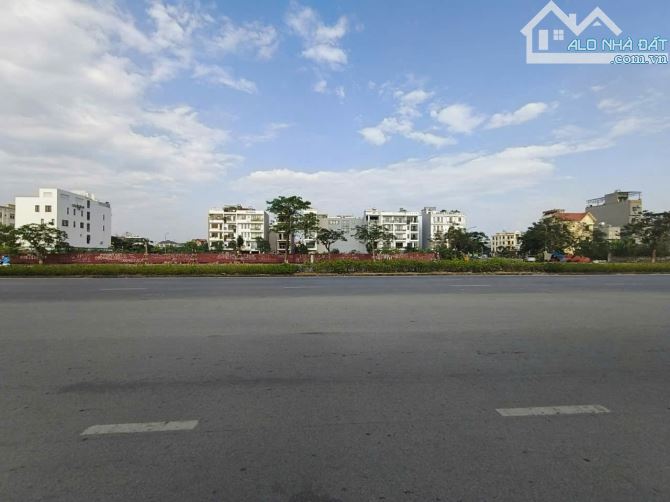 Bán lô đất  337 M mặt đường Lê Hồng Phong Hải An - 1