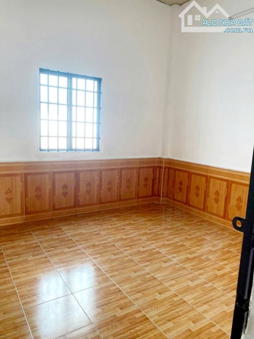Nhà 1 Lầu 4x25m Mặt Tiền Đường Phan Văn Hớn Hóc Môn Gần Chợ Bà Điểm Giá 15tr/th Cọc 20tr