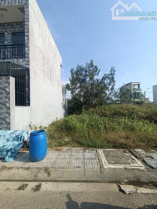 Nhỉnh 2 tỷ- Đất ở- Đường nhựa 8m- Dự Án Đs.8 Long Phước Q9 - 3