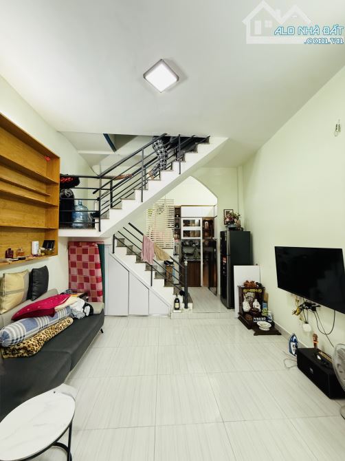 MẶT TIỀN KINH DOANH LÊ QUỐC TRINH – 2 TẦNG - NHÀ MỚI ĐẸP – SỔ NỞ HẬU NHẸ - CHỈ NHỈNH 5 TỶ - 2