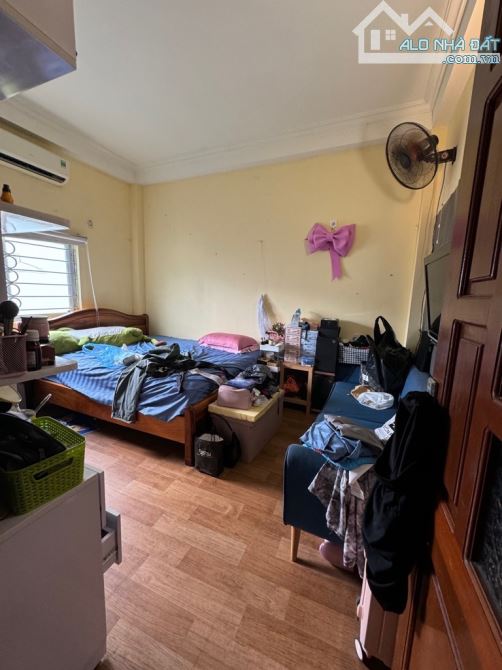 Bán nhà phố hoàng mai 52m2 4 tầng còn mới  – gần ô tô - giá 9.5 tỷ