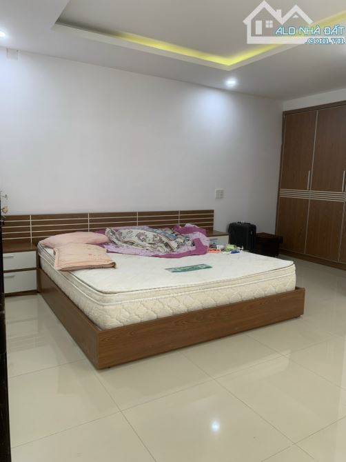 NHÀ 4 TẦNG KIÊN CỐ 5 NGỦ– GIÁ RẺ NHẤT KHU VỰC – CHỈ 7.1 TỶ ĐẤT 93M2 NGANG 6M