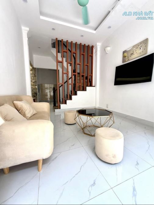 Một căn nhà đẹp, tâm huyết, 37m, 5 tầng, full nội thất, 7,7 tỷ