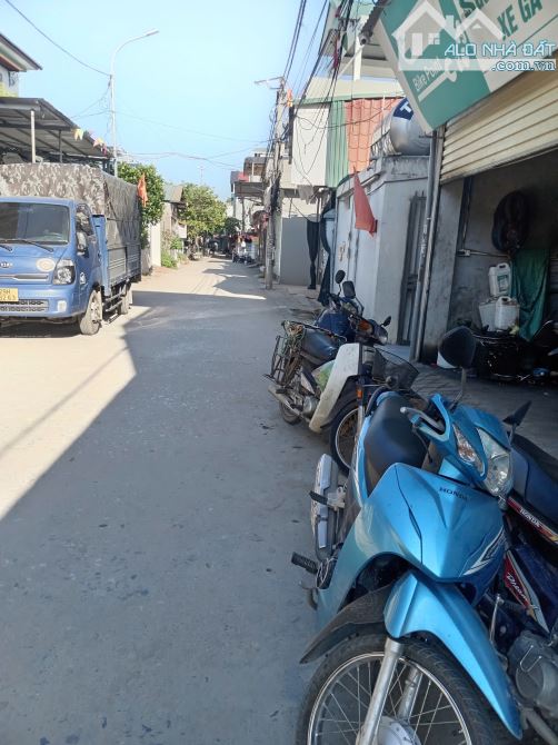 Bán 107m2 Vân Côn, Hoài Đức, ô tô tránh _ kinh doanh