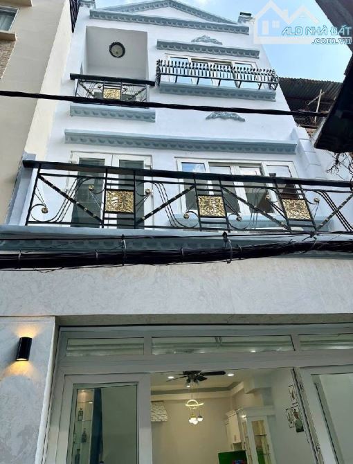 Ô TÔ ĐỖ CỬA, Nhà 3 Tầng đúc, 4PN, DTSD 90m2, P5 Phú Nhuận, nhỉnh 6ty.