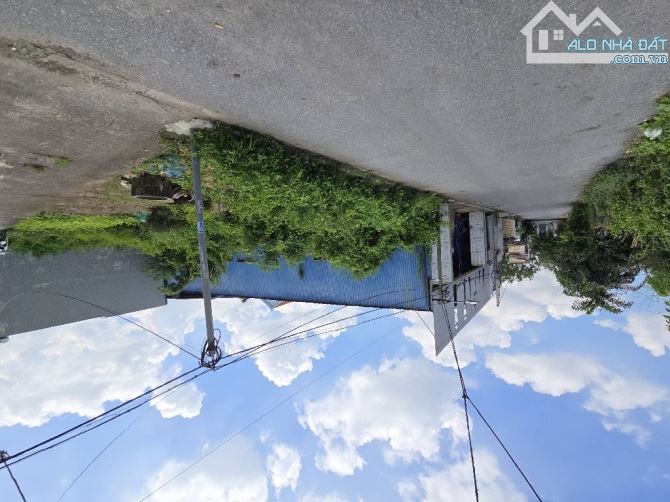 Bán 40.4m2 làng nghề Kiêu Kỵ, ô tô vào đất