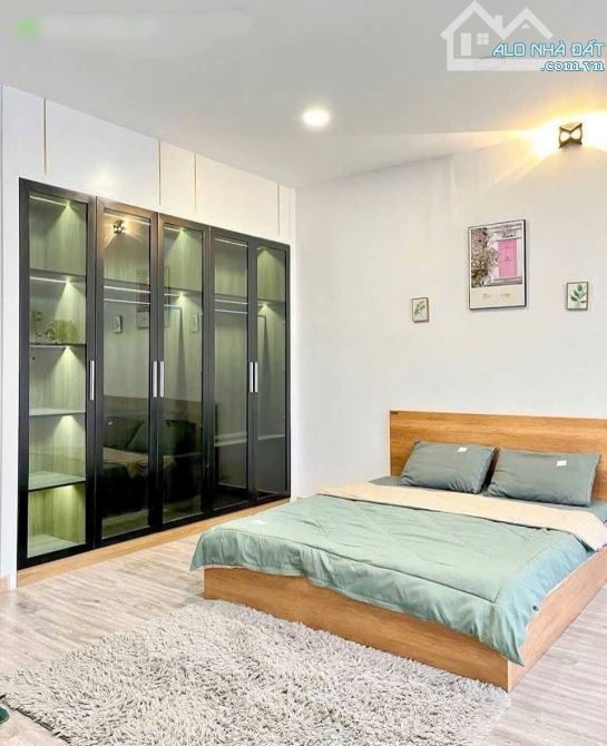 Q7 5.7 x 20.4M MT ĐƯỜNG SỐ 79 DÒNG TIỀN 100Tr/Th 5 TẦNG CÓ THANG MÁY CỰC HIẾM 25.x T